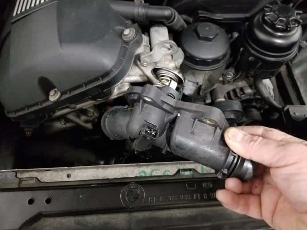 See U3564 repair manual